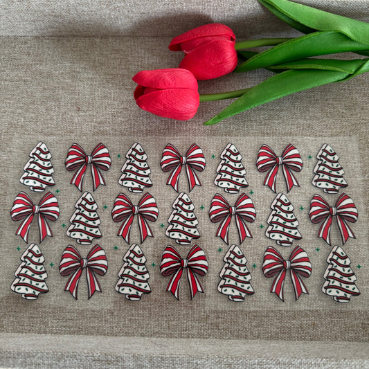 Red Tree Cakes with Bows Design