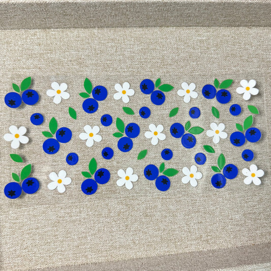 Blueberries & Daisies Design