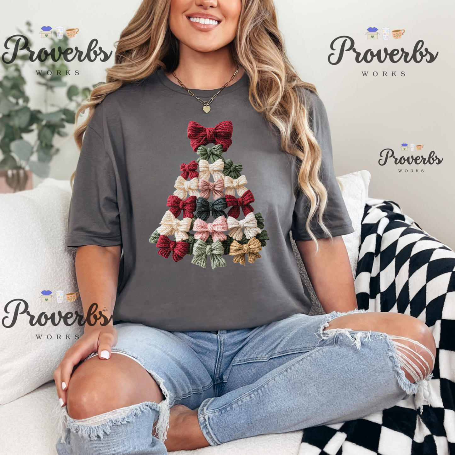 Christmas Tree Mini Faux Yarn Bows T-Shirt