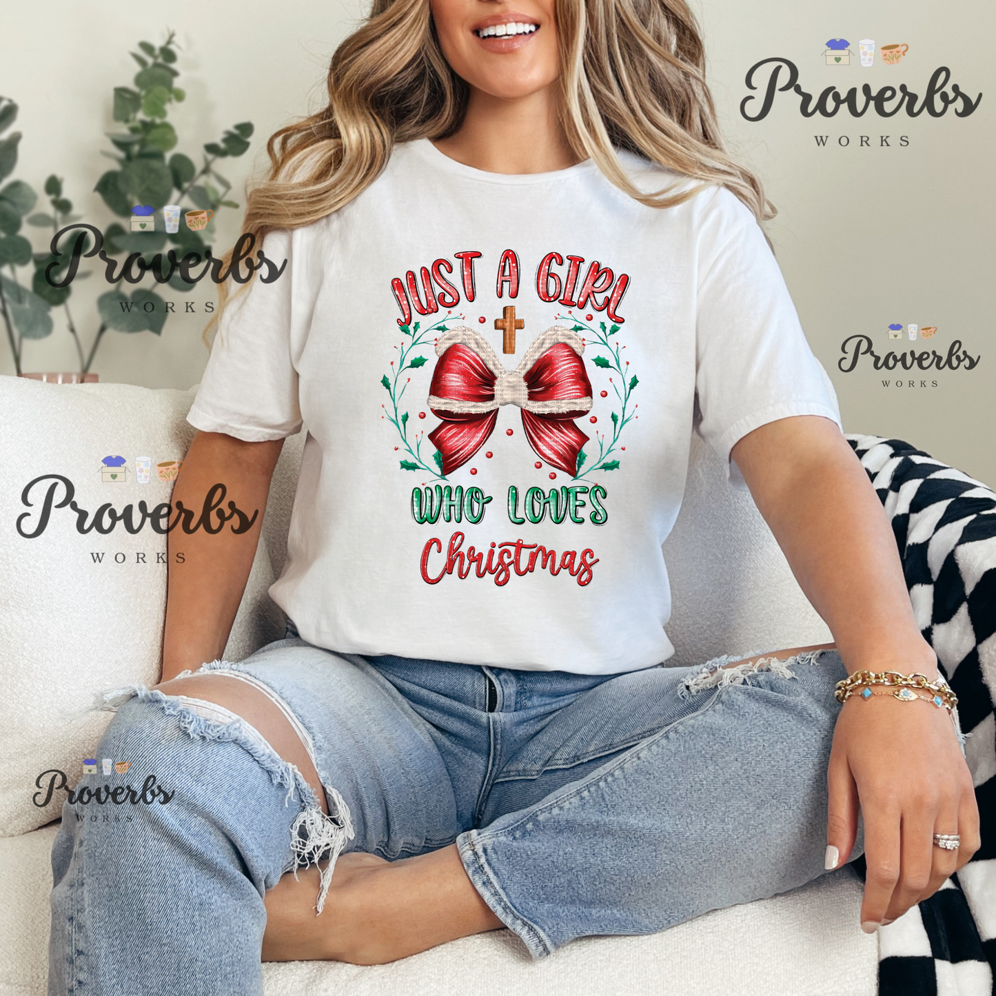 Just a Girl Who Loves Christmas T-Shirt